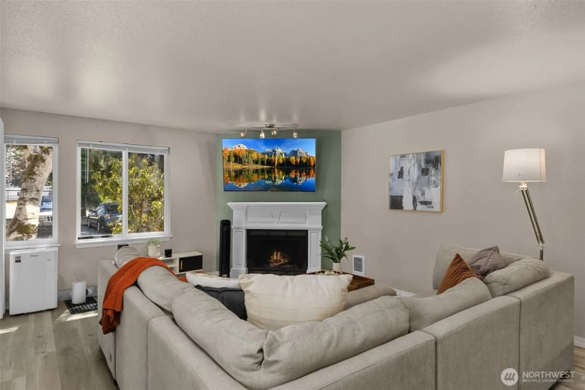 Property photo for 20318 Bothell Everett Hwy #a101, Bothell photo 3