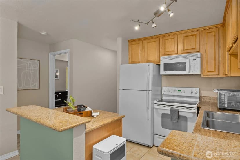 Property photo for 20318 Bothell Everett Hwy #a101, Bothell photo 8