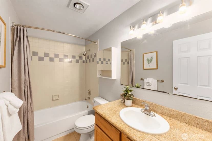 Property photo for 20318 Bothell Everett Hwy #a101, Bothell photo 12