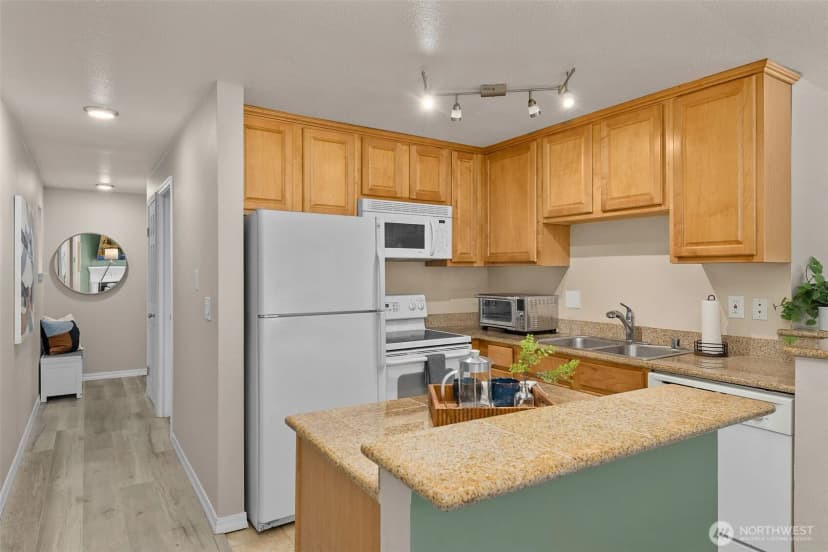 Property photo for 20318 Bothell Everett Hwy #a101, Bothell photo 7