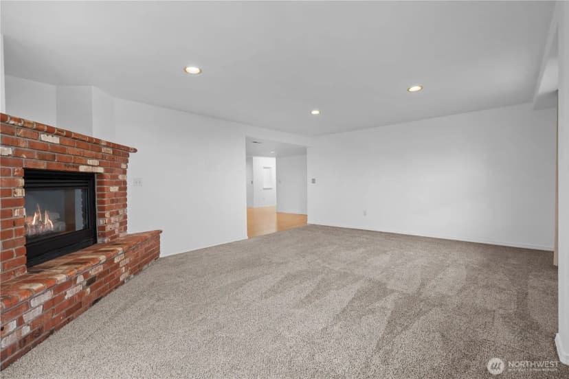 Property photo for 5801 51st Avenue Ct E, Tacoma photo 25