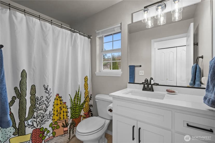 Property photo for 5801 51st Avenue Ct E, Tacoma photo 22