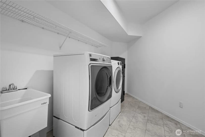 Property photo for 5801 51st Avenue Ct E, Tacoma photo 14