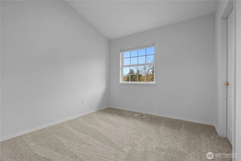 Property photo for 5801 51st Avenue Ct E, Tacoma photo 23
