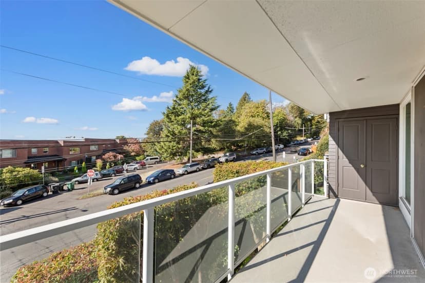 Property photo for 500 W Olympic Place #203, Seattle photo 21