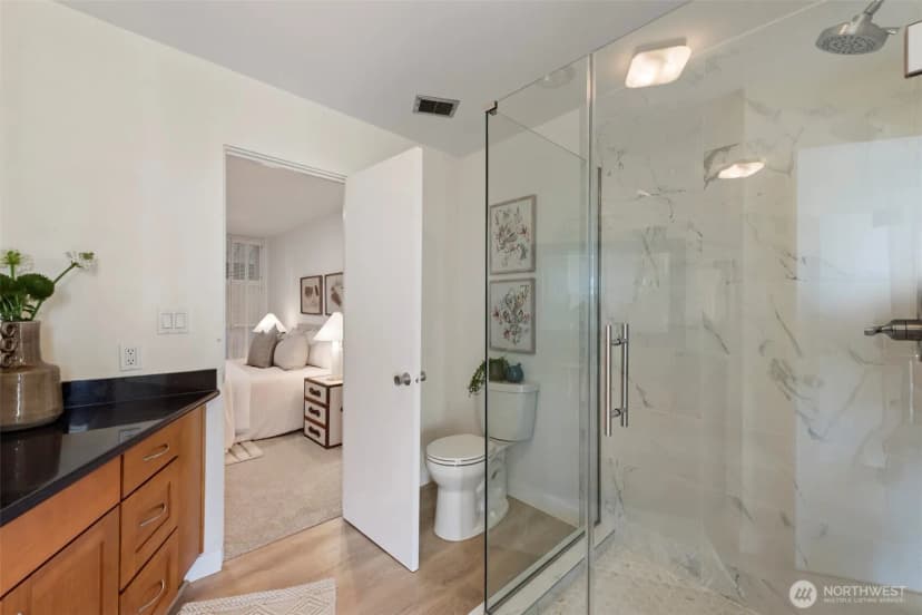 Property photo for 500 W Olympic Place #203, Seattle photo 14