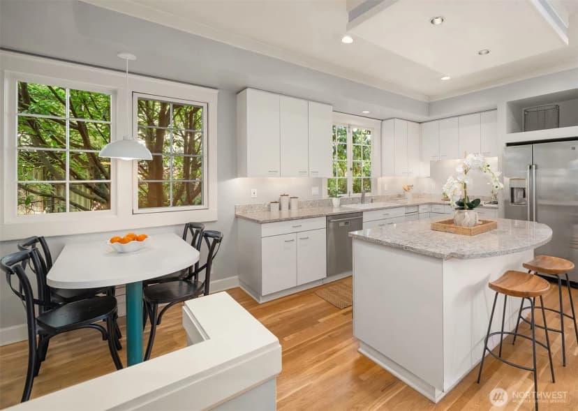 Property photo for 1212 21st Avenue E, Seattle photo 16