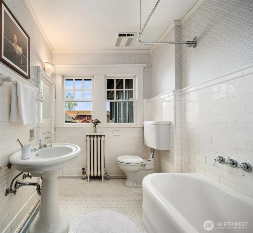 Property photo for 1212 21st Avenue E, Seattle photo 28