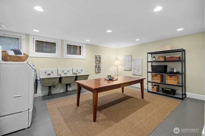 Property photo for 1251 21st Avenue E, Seattle photo 36