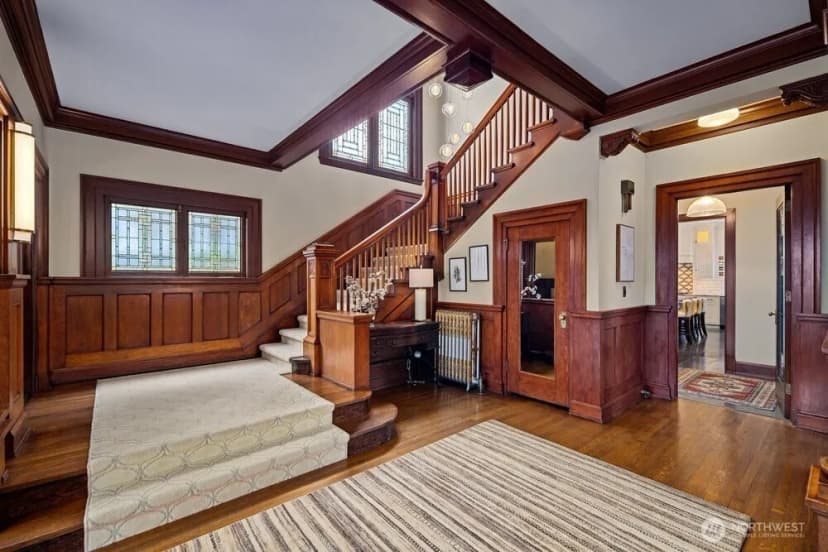 Property photo for 1251 21st Avenue E, Seattle photo 18