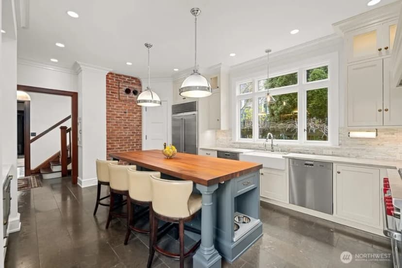 Property photo for 1251 21st Avenue E, Seattle photo 13