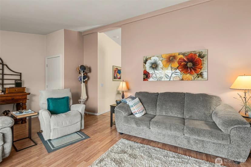 Property photo for 1849 Heritage Drive, Wenatchee photo 24
