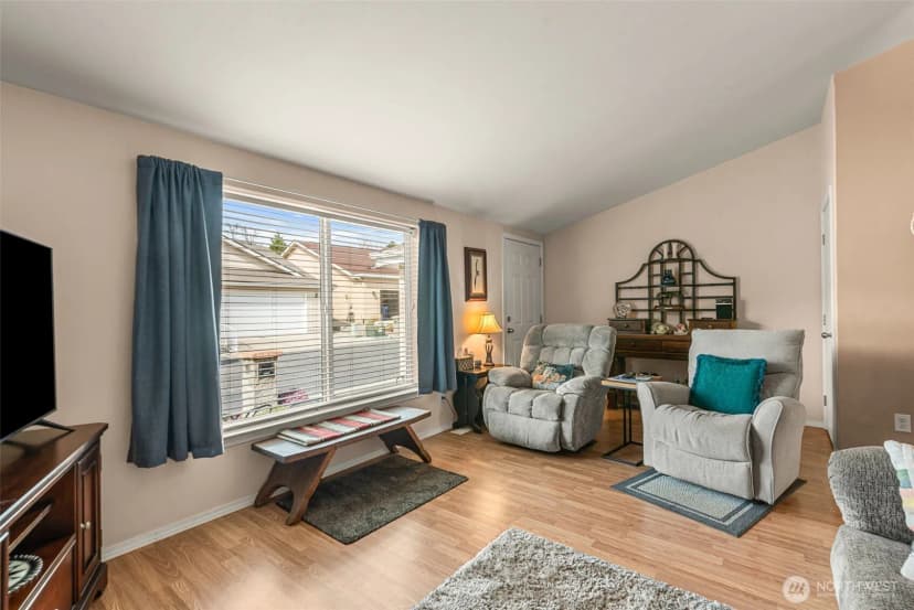 Property photo for 1849 Heritage Drive, Wenatchee photo 6