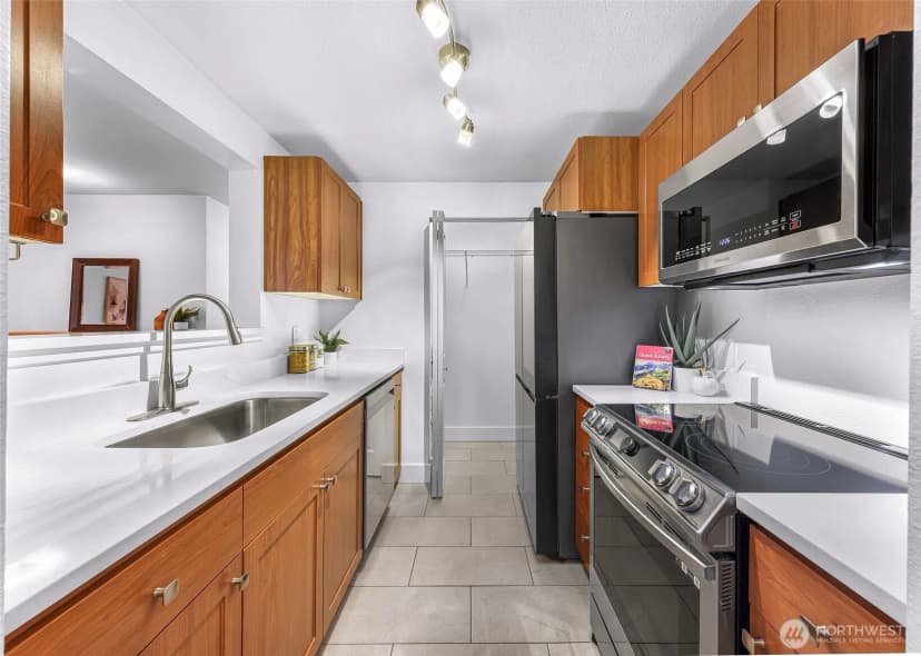 Property photo for 14002 Ne 181st Place #a302, Woodinville photo 18