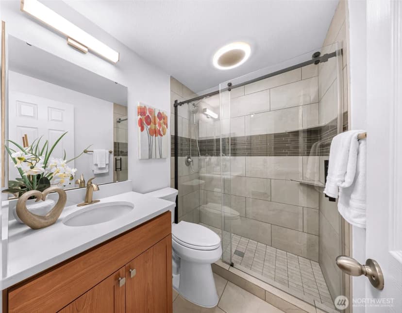 Property photo for 14002 Ne 181st Place #a302, Woodinville photo 16
