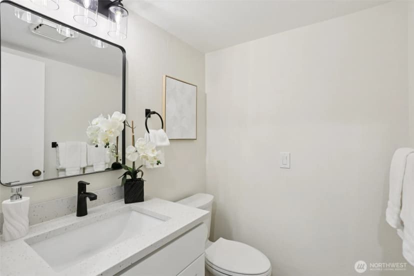 Property photo for 22124 Ne 9th Place, Sammamish photo 17