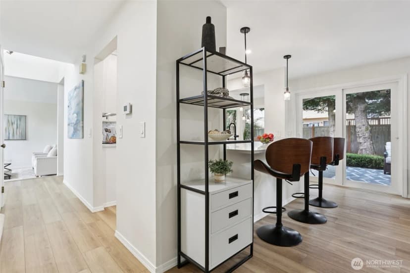 Property photo for 22124 Ne 9th Place, Sammamish photo 12