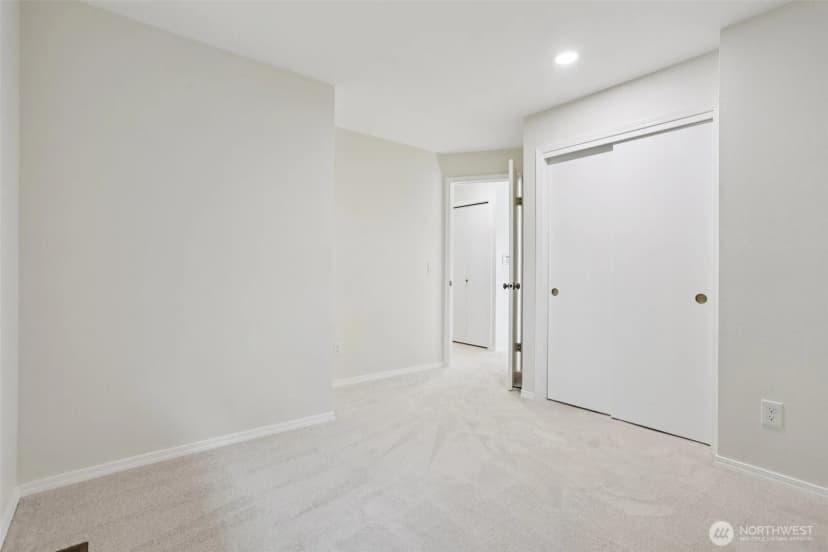 Property photo for 22124 Ne 9th Place, Sammamish photo 31