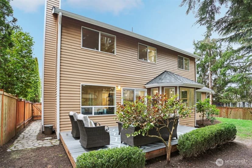 Property photo for 22124 Ne 9th Place, Sammamish photo 32