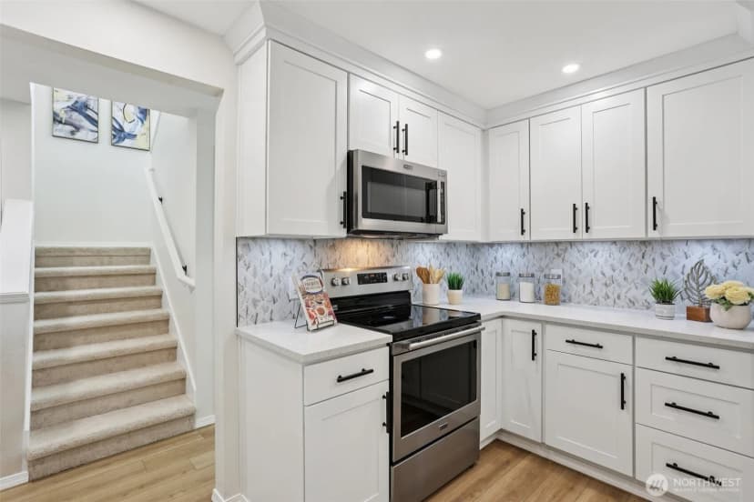 Property photo for 22124 Ne 9th Place, Sammamish photo 19