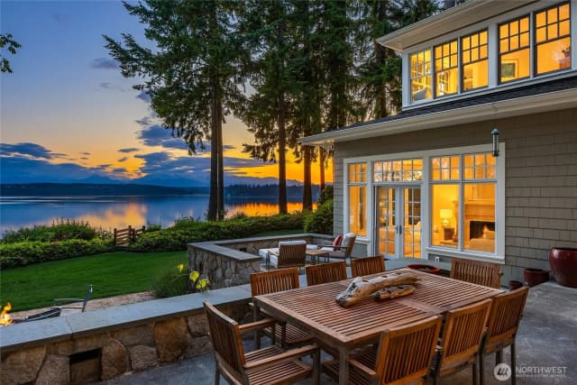 Property photo for 13401 Manzanita Road Ne, Bainbridge Island photo 2