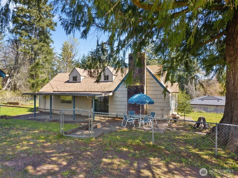 Property photo for 102 W Poplar Street, Shelton photo 33