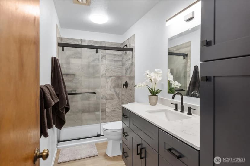 Property photo for 21615 80th Avenue W #215, Edmonds photo 20