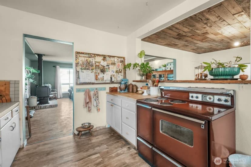 Property photo for 4008 118th Street E, Tacoma photo 11