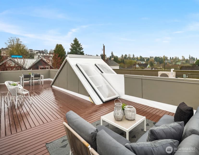 Property photo for 1139 Bradner Place S, Seattle photo 19