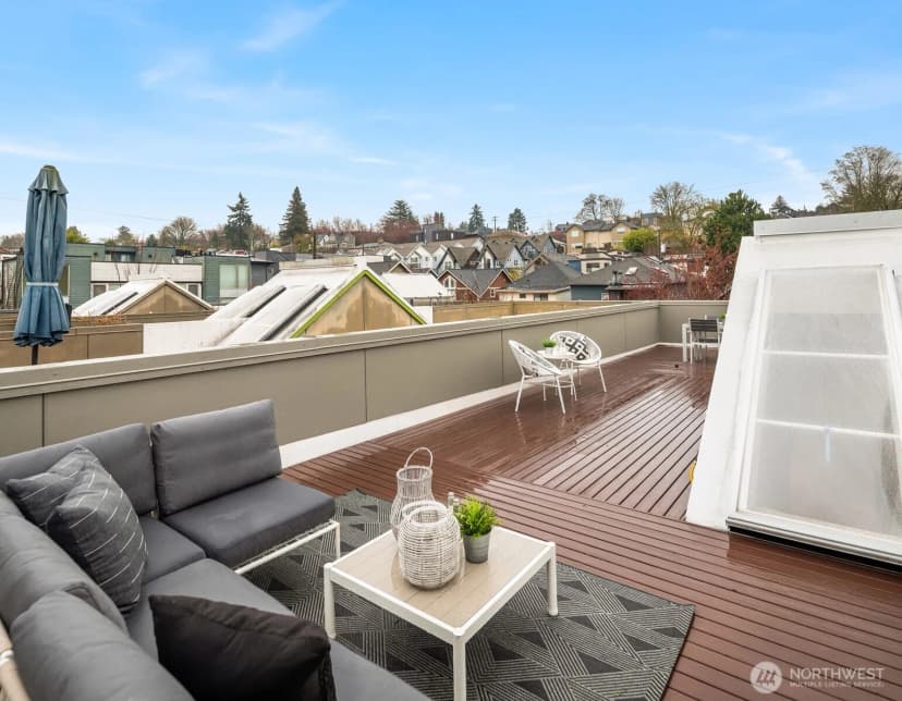 Property photo for 1139 Bradner Place S, Seattle photo 18