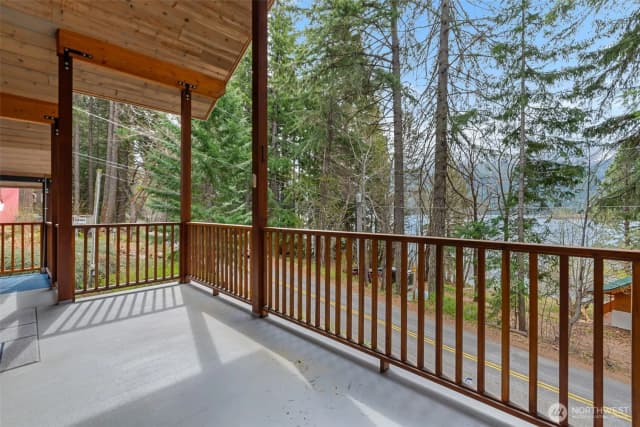 Property photo for 17890 North Shore Drive, Leavenworth photo 2
