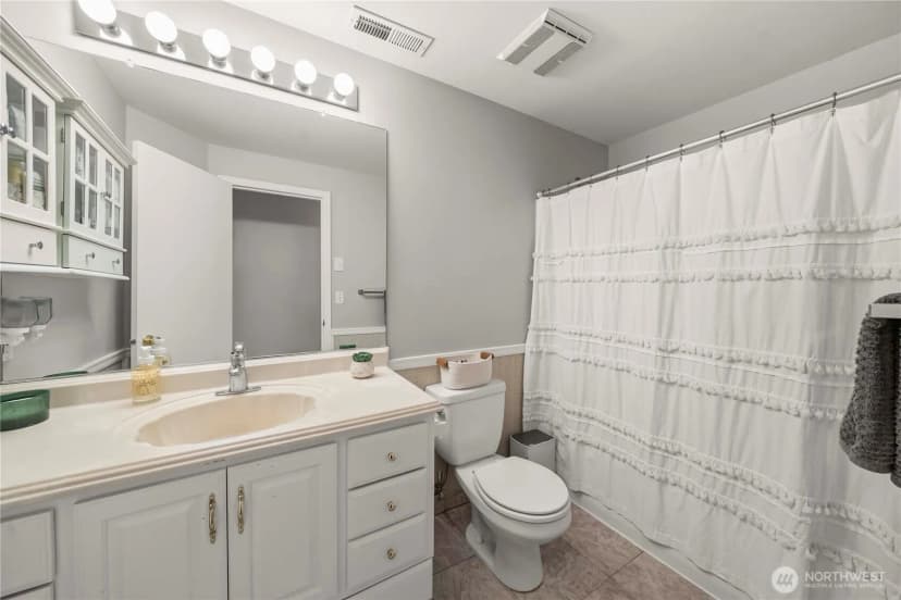 Property photo for 3414 Ne Westchester Street, Bremerton photo 28