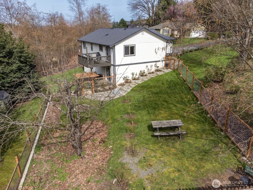 Property photo for 8618 74th Drive Ne, Marysville photo 35