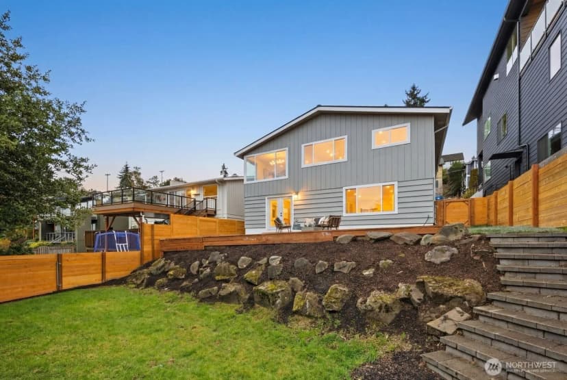 Property photo for 3232 26th Avenue W, Seattle photo 25