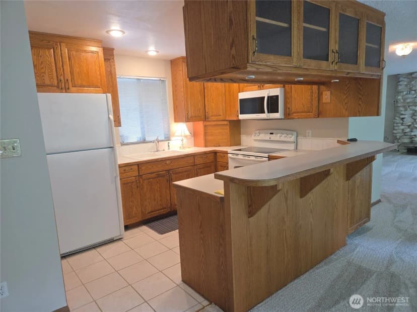 Property photo for 4725 272nd Avenue Ne, Redmond photo 10