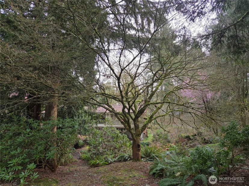 Property photo for 4725 272nd Avenue Ne, Redmond photo 36