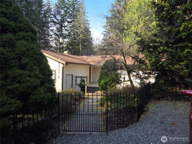 Property photo for 4725 272nd Avenue Ne, Redmond