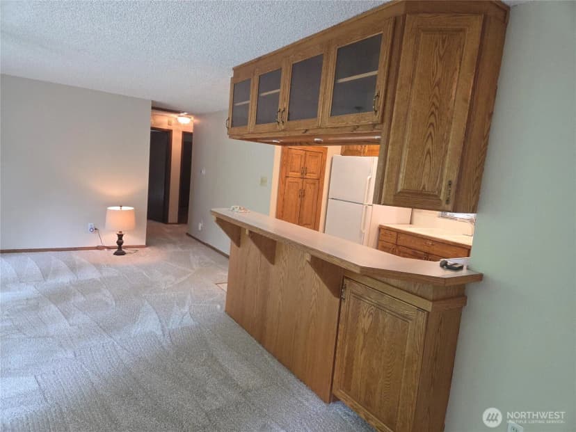 Property photo for 4725 272nd Avenue Ne, Redmond photo 8
