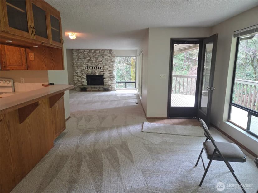Property photo for 4725 272nd Avenue Ne, Redmond photo 11