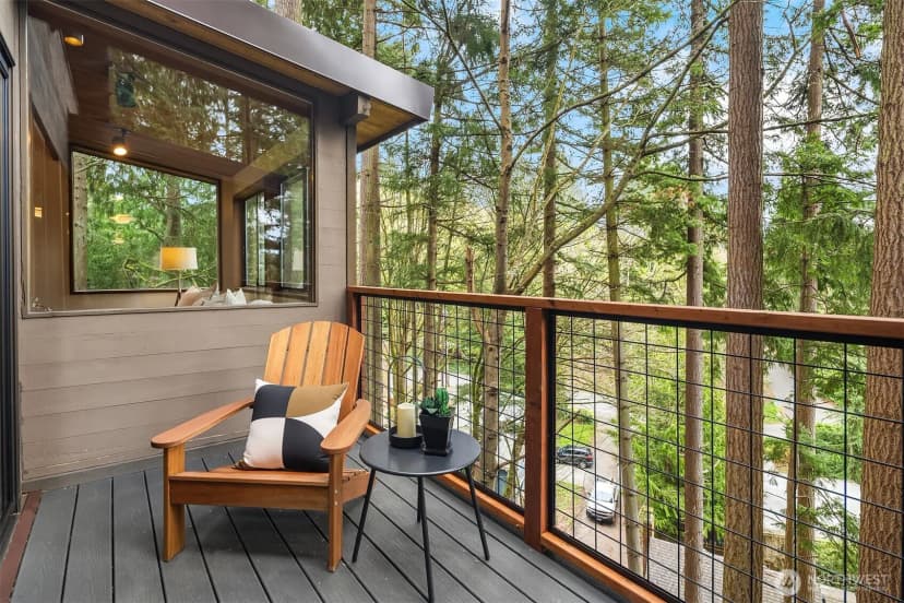 Property photo for 635 Nw 178th Place, Shoreline photo 11
