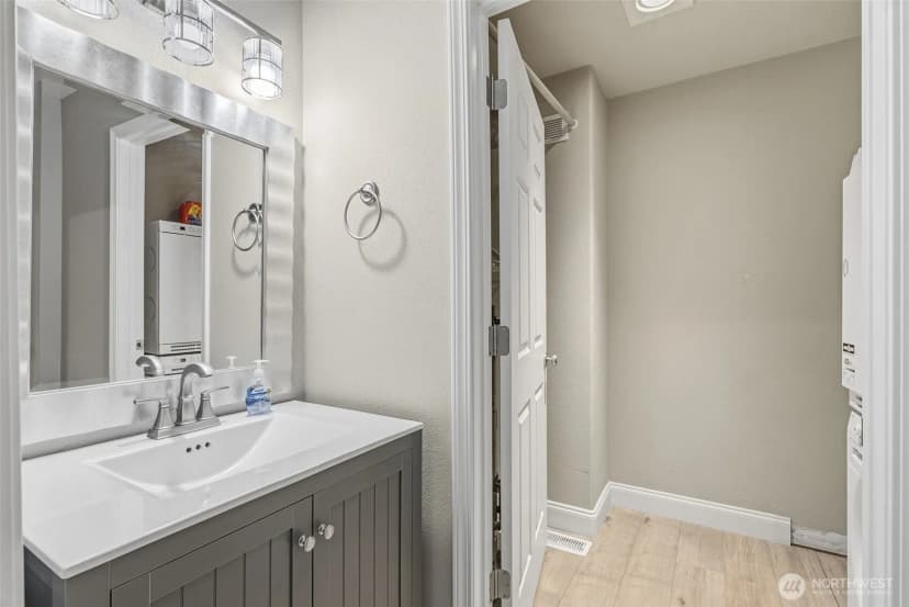 Property photo for 722 Nw Meadow Ridge Lane, Camas photo 15