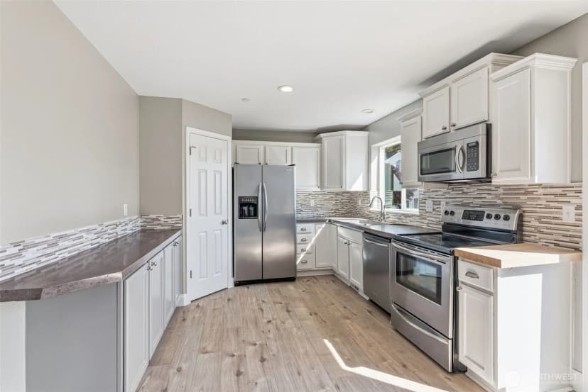 Property photo for 722 Nw Meadow Ridge Lane, Camas photo 11
