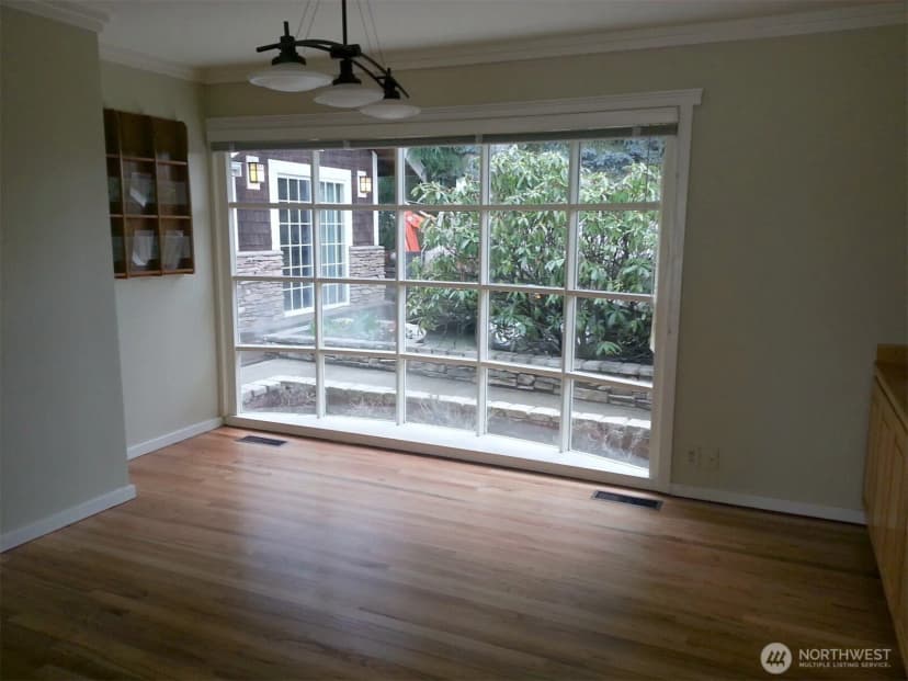 Property photo for 11644 Ne 80th Street, Kirkland photo 9
