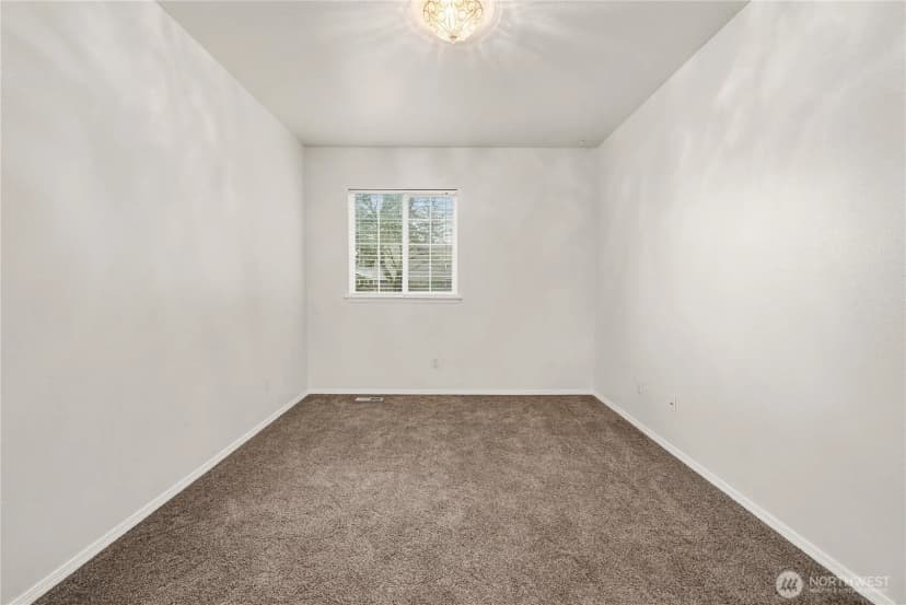 Property photo for 1506 Sw 33rd Ave Ct Avenue Ct Sw, Puyallup photo 22