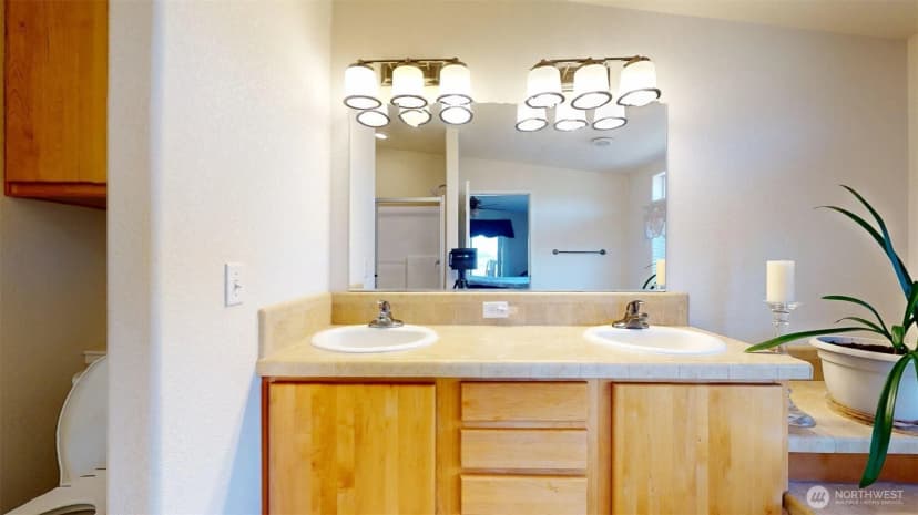 Property photo for 32 Valley View Drive, Tonasket photo 24