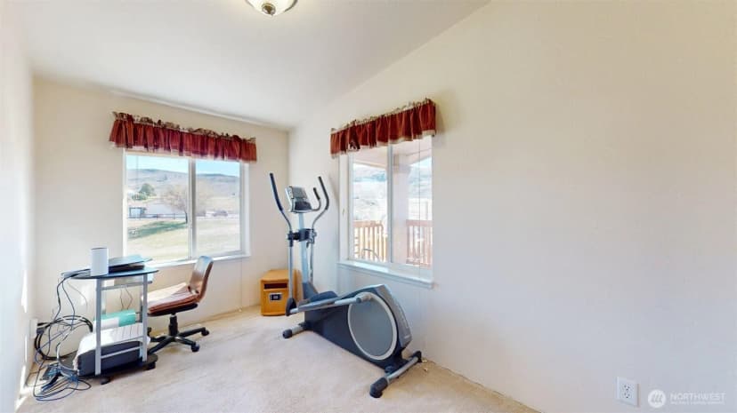 Property photo for 32 Valley View Drive, Tonasket photo 20