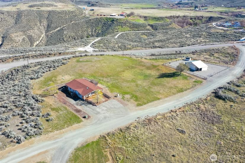 Property photo for 32 Valley View Drive, Tonasket photo 38