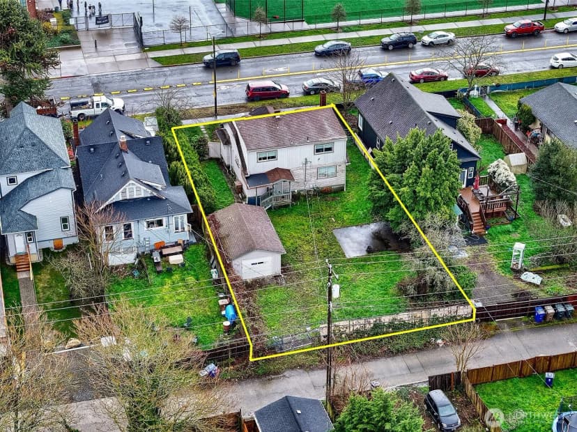 Property photo for 2120 S J Street, Tacoma photo 2