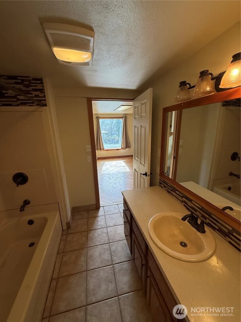 Property photo for 649 5th Avenue N, Okanogan photo 32