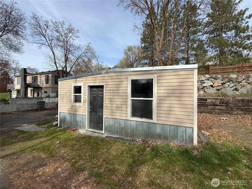 Property photo for 649 5th Avenue N, Okanogan photo 38